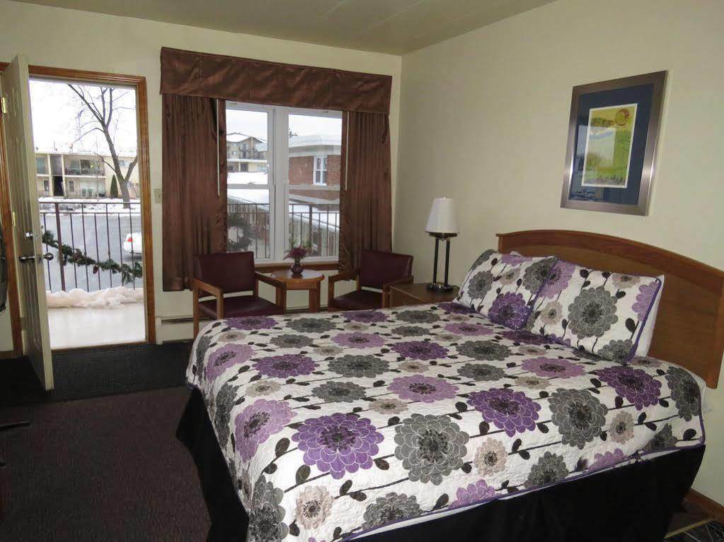 Gateway Inn Оук-Лон Экстерьер фото